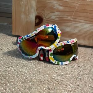 Soared ski goggles